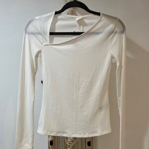 H&M asymmetric top
